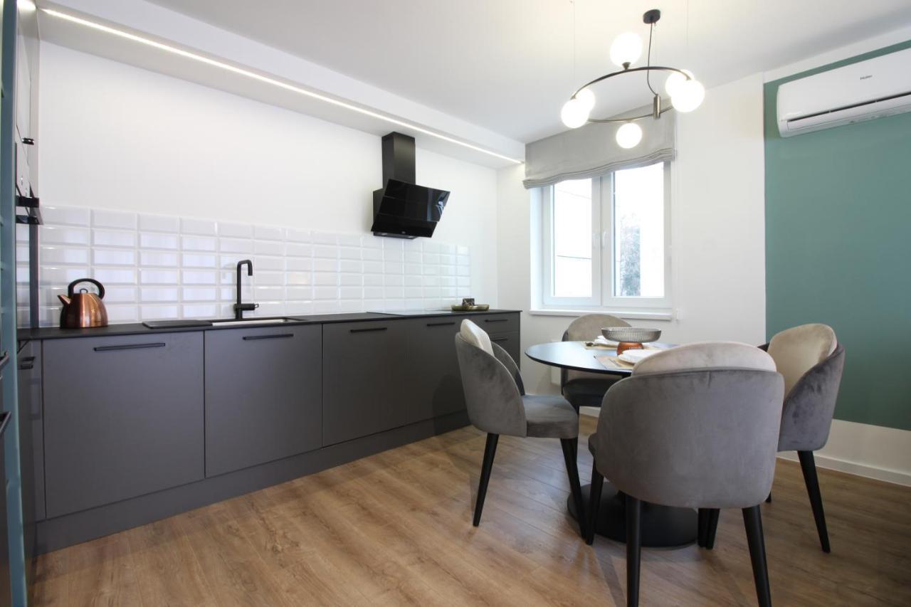 Meeting Point Apartment ซาราเยโว ภายนอก รูปภาพ