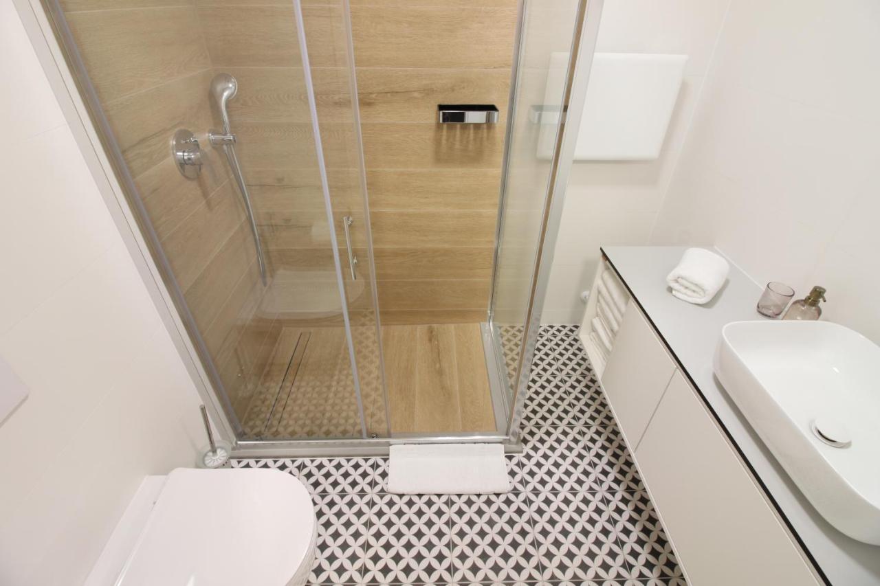 Meeting Point Apartment ซาราเยโว ภายนอก รูปภาพ
